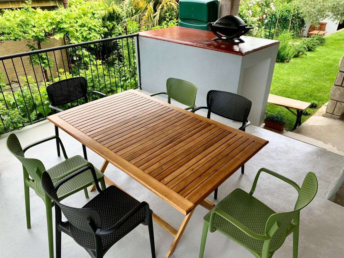 Aloha Apartments โคเปร์ ภายนอก รูปภาพ